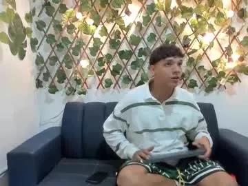 russell_bennett from Chaturbate
