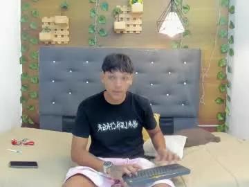 russell_bennett from Chaturbate