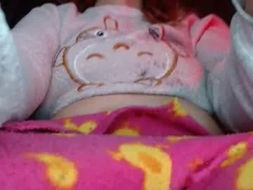 Samatha_squirts from Chaturbate