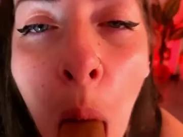 Sapphir3xoxo from Chaturbate