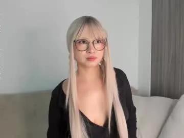 sara_kim_ from Chaturbate