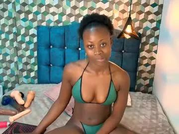 sara_naugty from Chaturbate