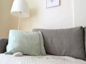 saradiamond01 from Chaturbate