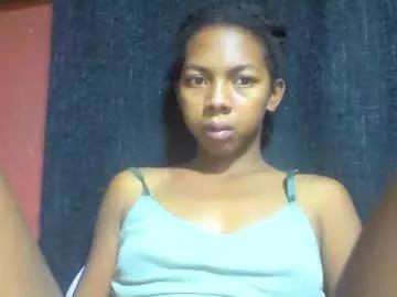 sarah146341 from Chaturbate