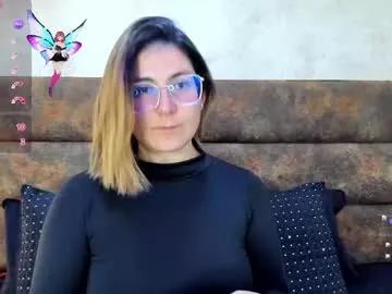 sarahdeyvis from Chaturbate
