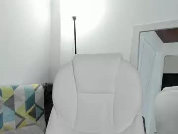 sarahprestonn_ from Chaturbate