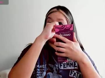 sarasmith19 from Chaturbate