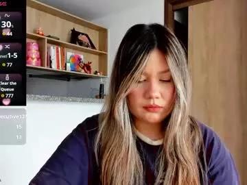sarasmith19 from Chaturbate