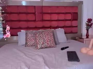 Sarawagner_ from Chaturbate