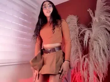 Freechat scarlett25__ on Chaturbate