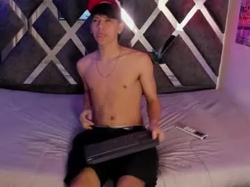 Freechat sebas_pretty7 on Chaturbate