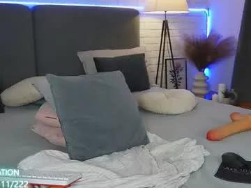 selena_lily from Chaturbate