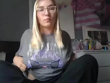 selenebaby from Chaturbate