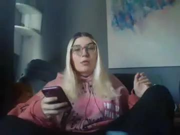 selenebaby from Chaturbate