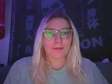 selenebaby from Chaturbate