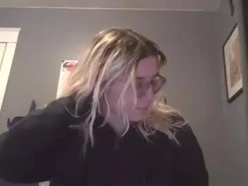 selenebaby from Chaturbate