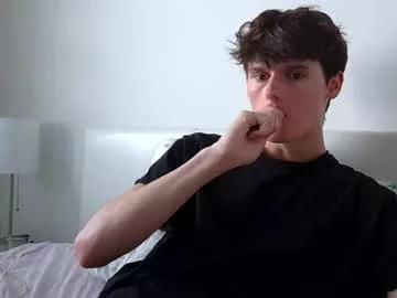 sensualalien from Chaturbate