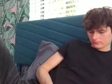sensualalien from Chaturbate