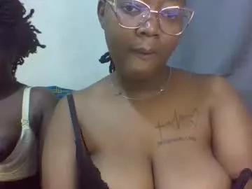 Sexy_helle from Chaturbate