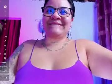 shaaronhills from Chaturbate