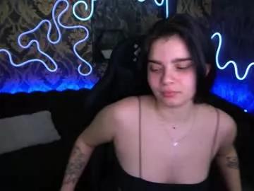 Shinyshyy from Chaturbate