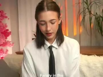 Signehinz from Chaturbate
