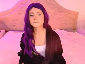 sillymora from Chaturbate