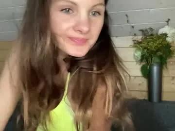 Silver_miley from Chaturbate