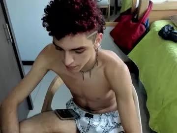 Skinnypipe15 from Chaturbate