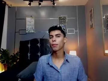Sky_jules from Chaturbate