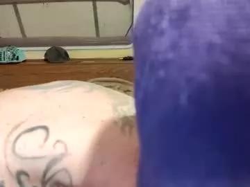 Slangincock69 from Chaturbate