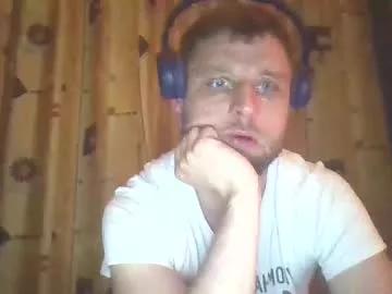 Slaveboy32bi from Chaturbate