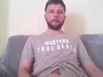Slaveboy32bi from Chaturbate