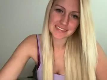 Smexxii93 from Chaturbate