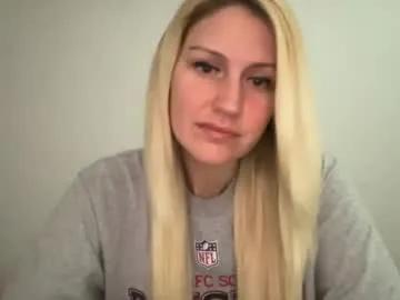 Smexxii93 from Chaturbate