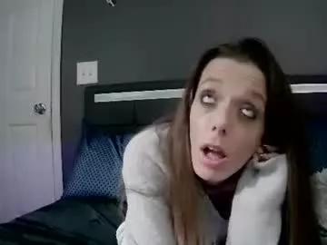 Smokeingbitch420 from Chaturbate