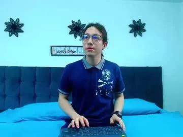 Snowyx_ from Chaturbate