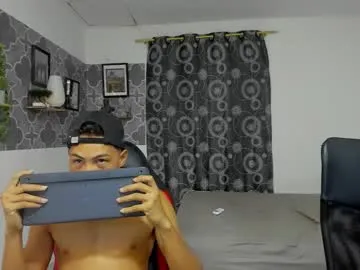 Freechat son_hades on Chaturbate