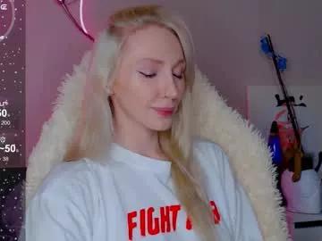 soo_emma from Chaturbate