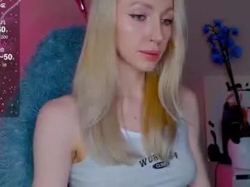 soo_emma from Chaturbate