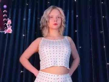sooft_girl from Chaturbate