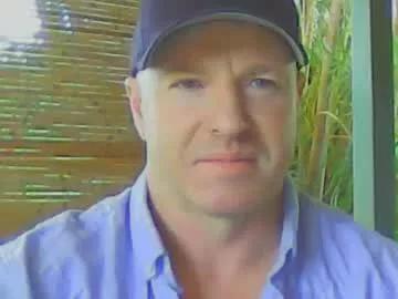 Soveryhandsome from Chaturbate