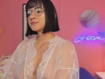 soysaraa_ from Chaturbate