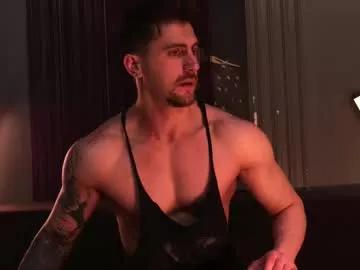steelmuscles from Chaturbate