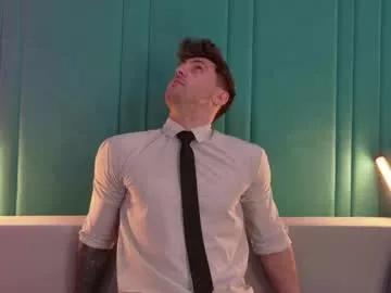 steelmuscles from Chaturbate