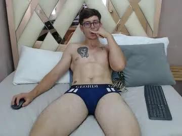 Stuart_white from Chaturbate