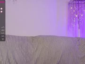 summerhazeee from Chaturbate