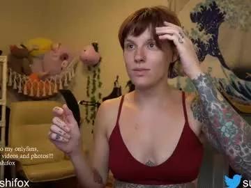 sushifox from Chaturbate