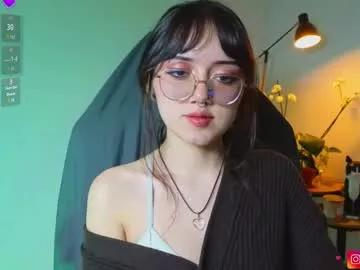 suzumi_ from Chaturbate