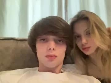sweeetiee_couple from Chaturbate